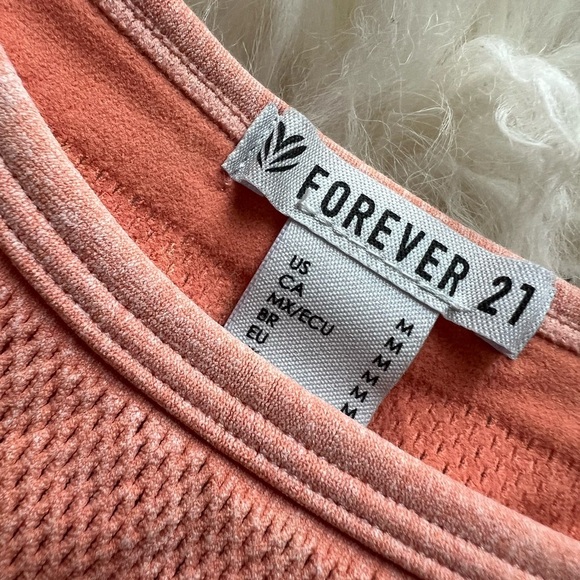 Pink Mesh Crop Top Sz M - Picture 3 of 5